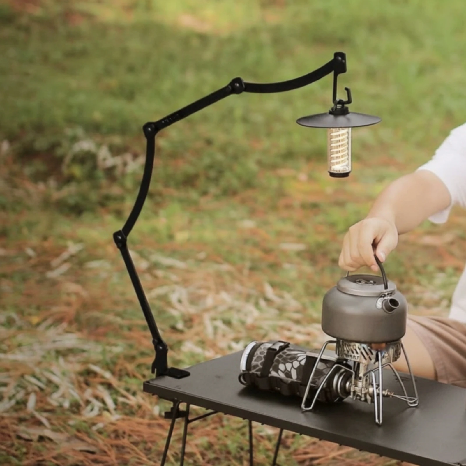 Lantern Stand Compact Camping Lamp Stand with Table Clamp Clamp-on Camping Lamp Holder Space-Saving for Campsite, Camp Reading