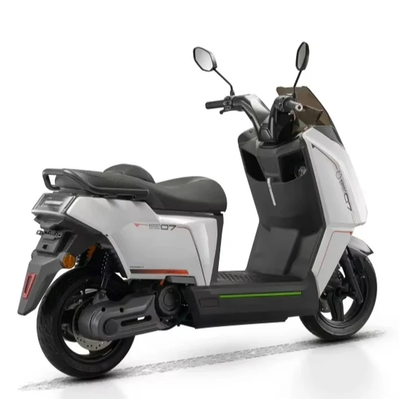 Stable 8500W Scooter 74V Two Wheel Scooter Motorcycle Outdoor Riding