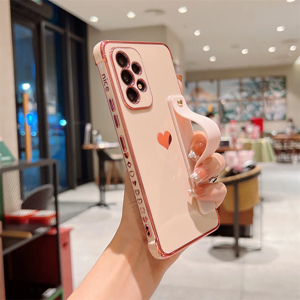 

For Samsung Galaxy S25 ULTRA S24 S23FE S22 Side Heart-shaped Wristband Holder Phone Case Luxury Creative Soft Protect Cover