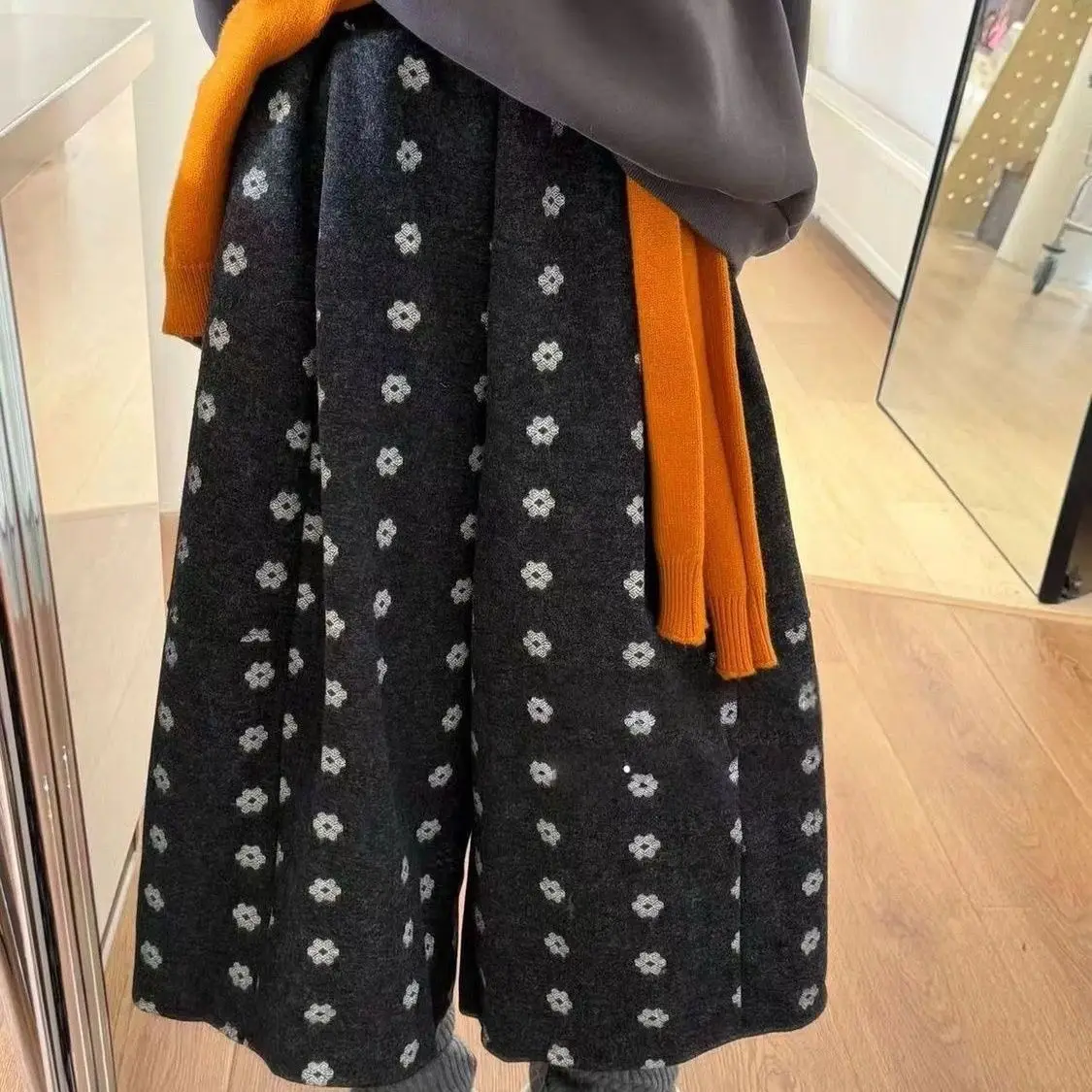 2025 الشتاء الرجعية زهرة الصوف ألف خط بنطلون المرأة فضفاضة سليم تويد بنطال ذو قصة أرجل واسعة اقتصاص السراويل منتصف