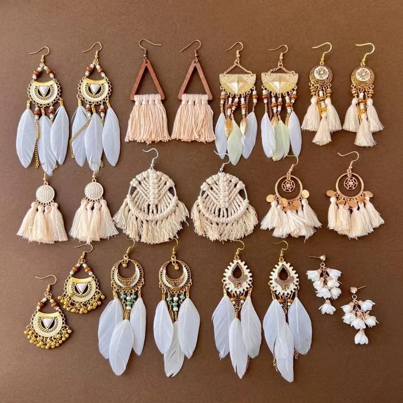 Böhmische Wassertropfen-Feder-Ohrringe für Damen, Indischer Schmuck im Vintage-Urlaubsstil, Leichter Luxus, Ethnische Party-Accessoires, Einfaches Geschenk