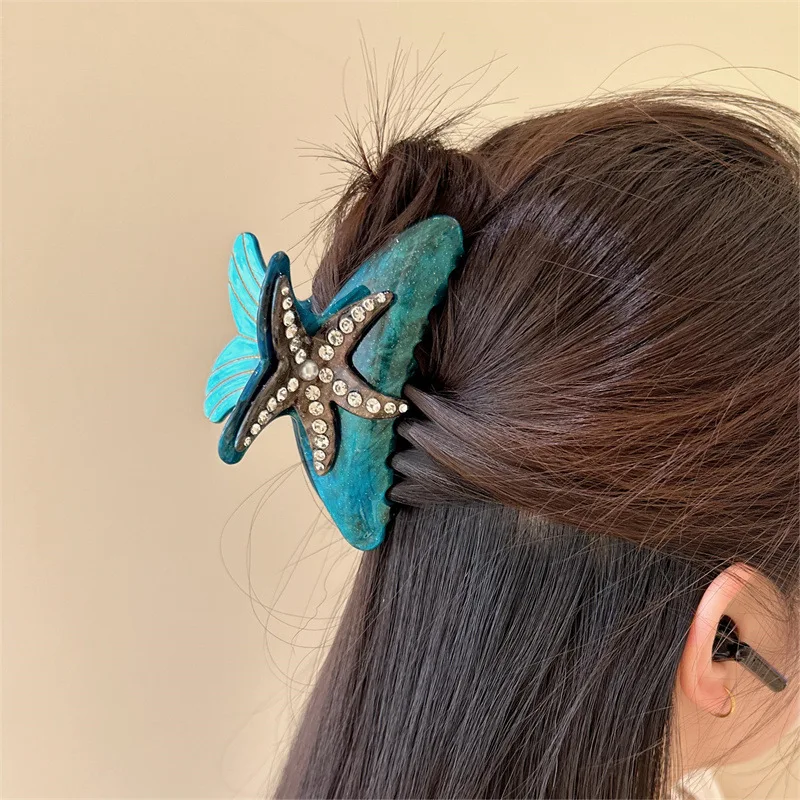 South Korea's new starfish studded diamond hair clip with a unique niche designnd a dazzling colorful grab clip for women