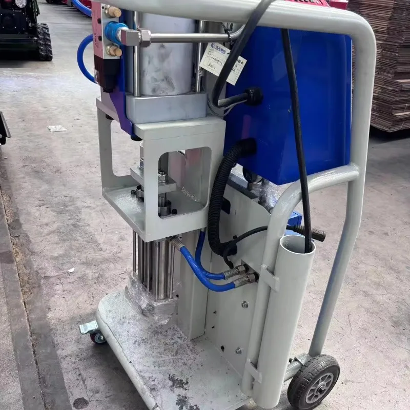 Manufacturer 220v/380v Ce Certification Polyurethane Foam Machine And Polyurea Spraying Machine