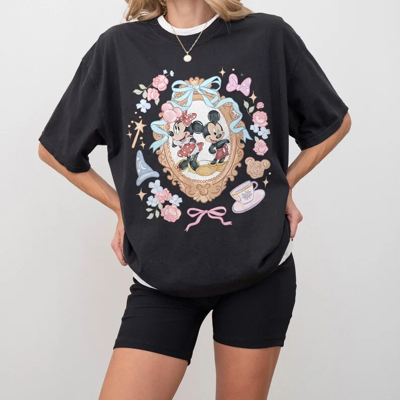 Miniso disney casal feminino vintage minnie e mickey amigos t camisa masculina o-pescoço casual oversized manga curta streetwear