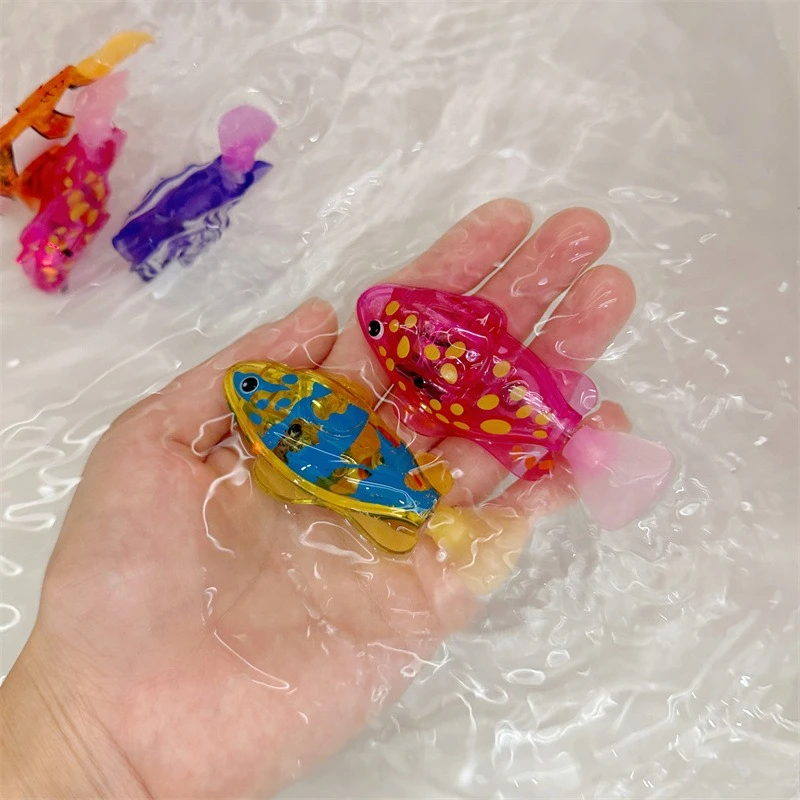 لعبة تفاعلية لحوض الاستحمام الإلكتروني الحساس للضوء للأطفال، تحاكي سباحة الأسماك الحيوانات الأليفة الملونة، مثالية كهدية للعطلات