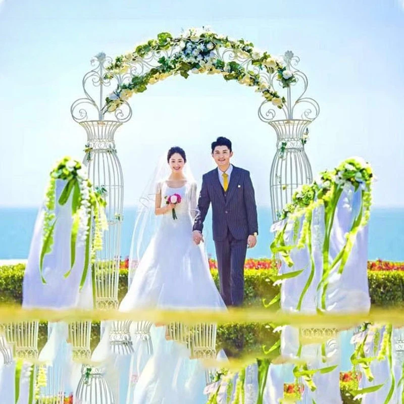 European style wedding wrought iron arch shelf wedding entrance white flower door shooting props ornaments garden arch