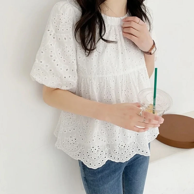 Summer Elegant Lace Women Blouse Fashion Short Sleeve Hollow Out White Embroidery Shirts Casual Loose Puff Sleeve Tops