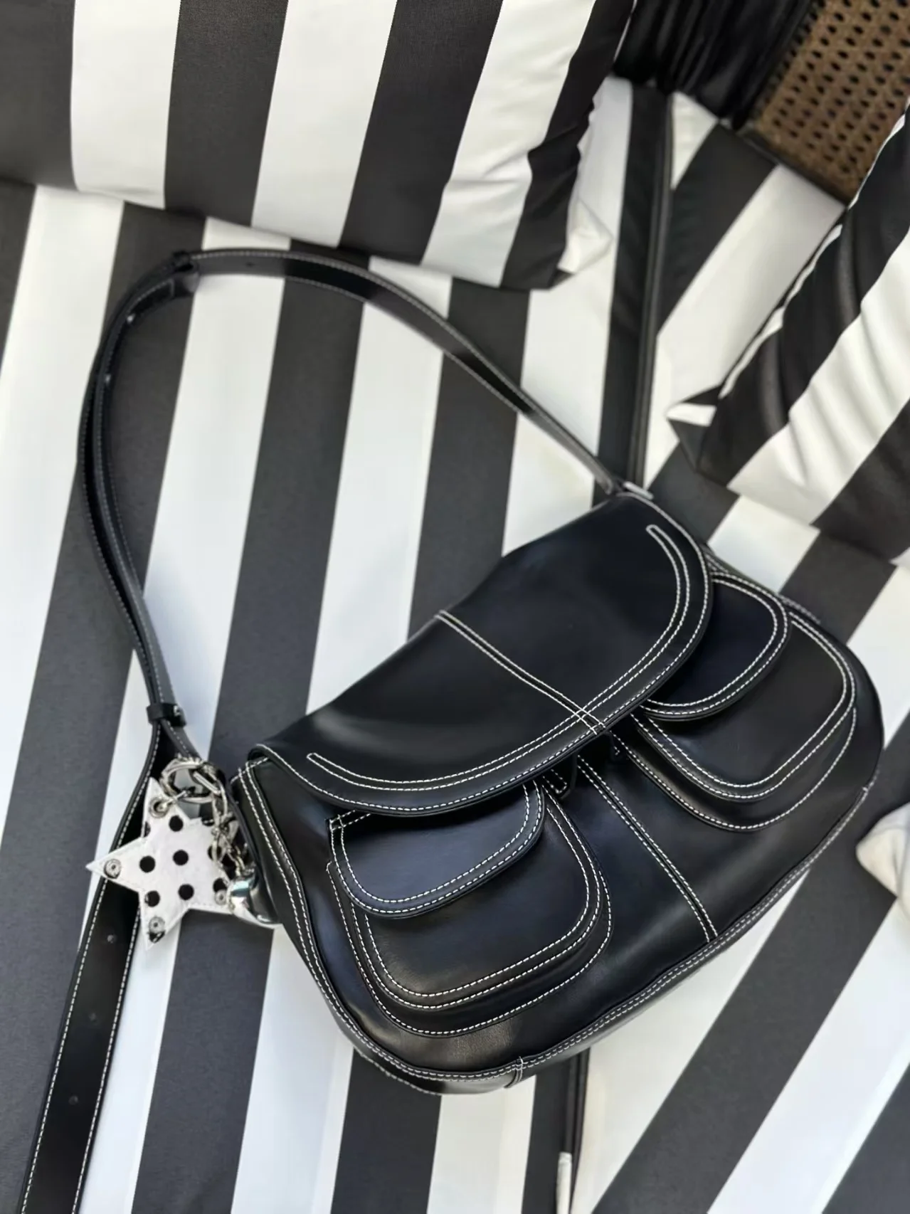 FIRMRANCH Fashion Minority Trendy Simple Contrast Color Seam Design Multi-pocket Flip-top Shoulder Bag Saddle Purse For Women