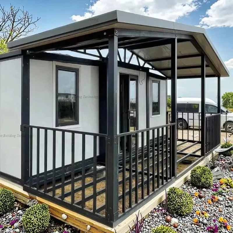 YG Customized 2024 Customizable 30ft-40ft Granny Roof Flat Pack Sandwich Panel House For Home Office Wooden Expandable Steel Con