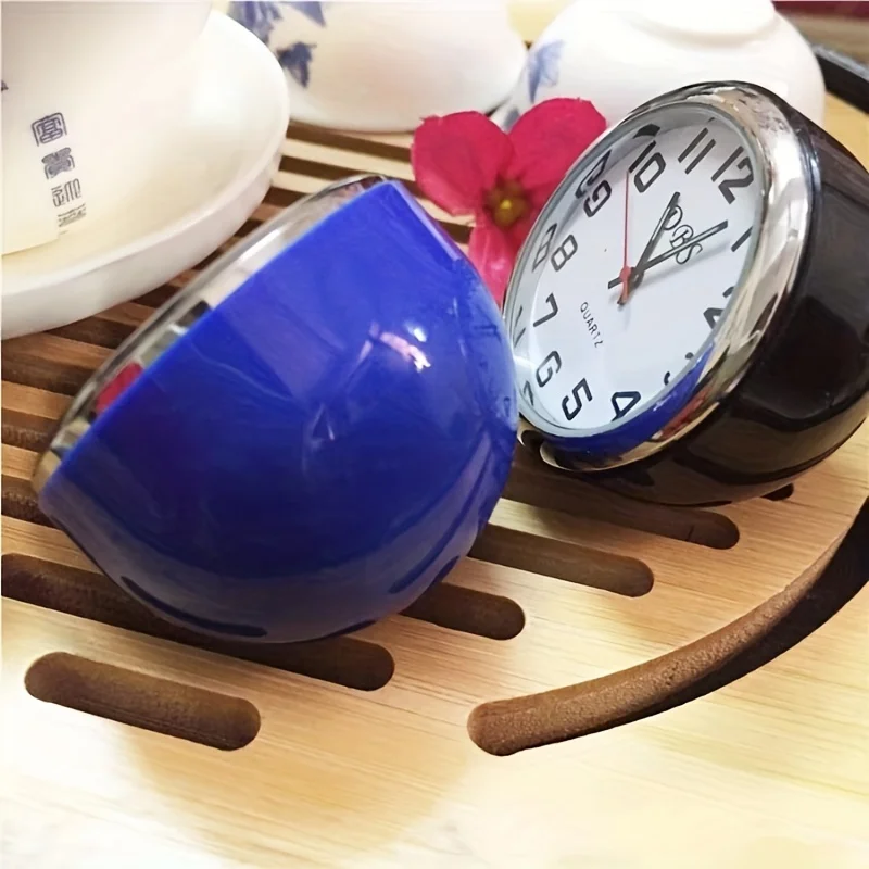 Mini quartz table clock for men and women, desktop decoration, portable, simple and creative, silent bedside student car watch