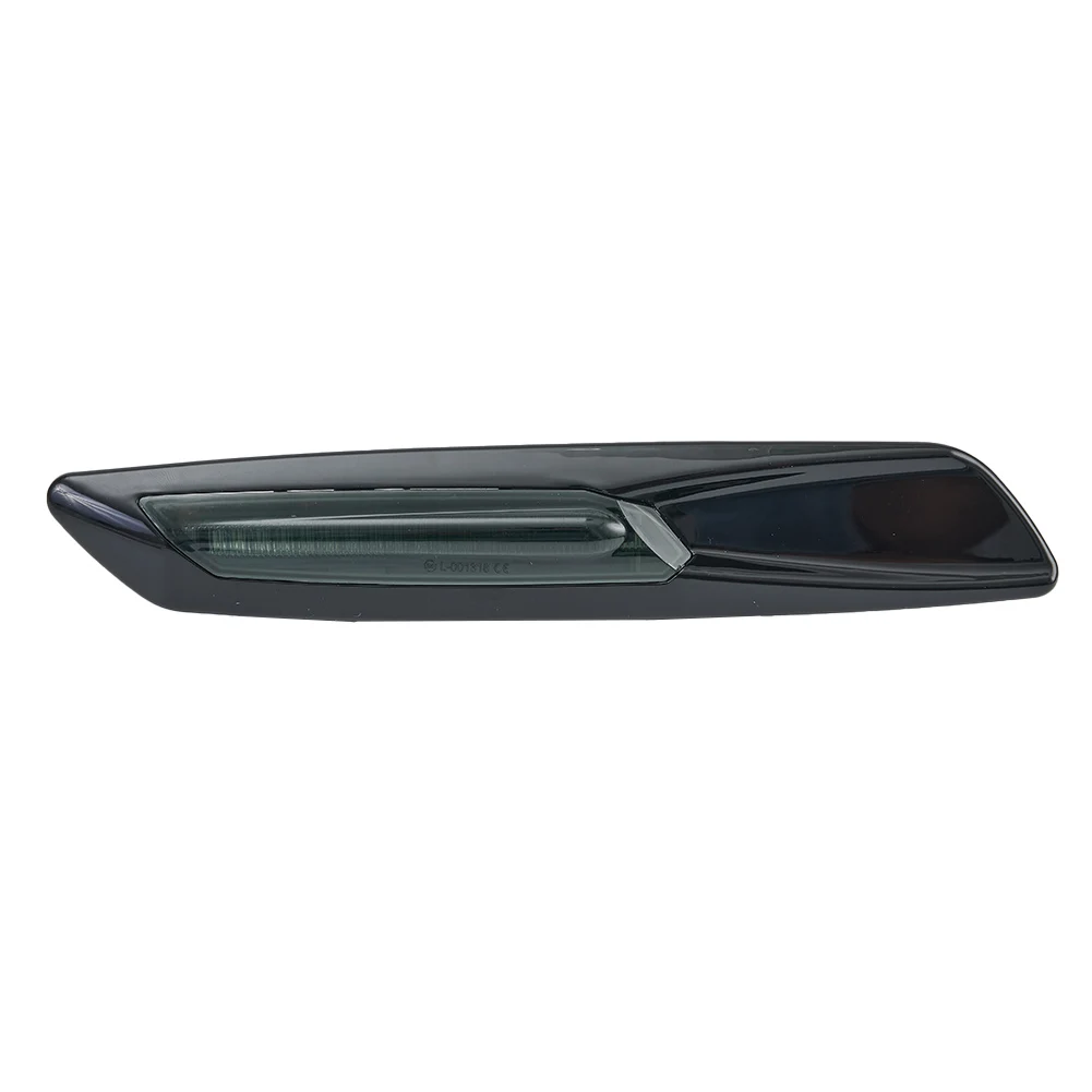 Luci di parcheggio del creatore del lato anteriore per BMW F10 serie 5 2011-2016 luci di parcheggio dell'indicatore laterale fumo nero Trim 100% nuovo di zecca