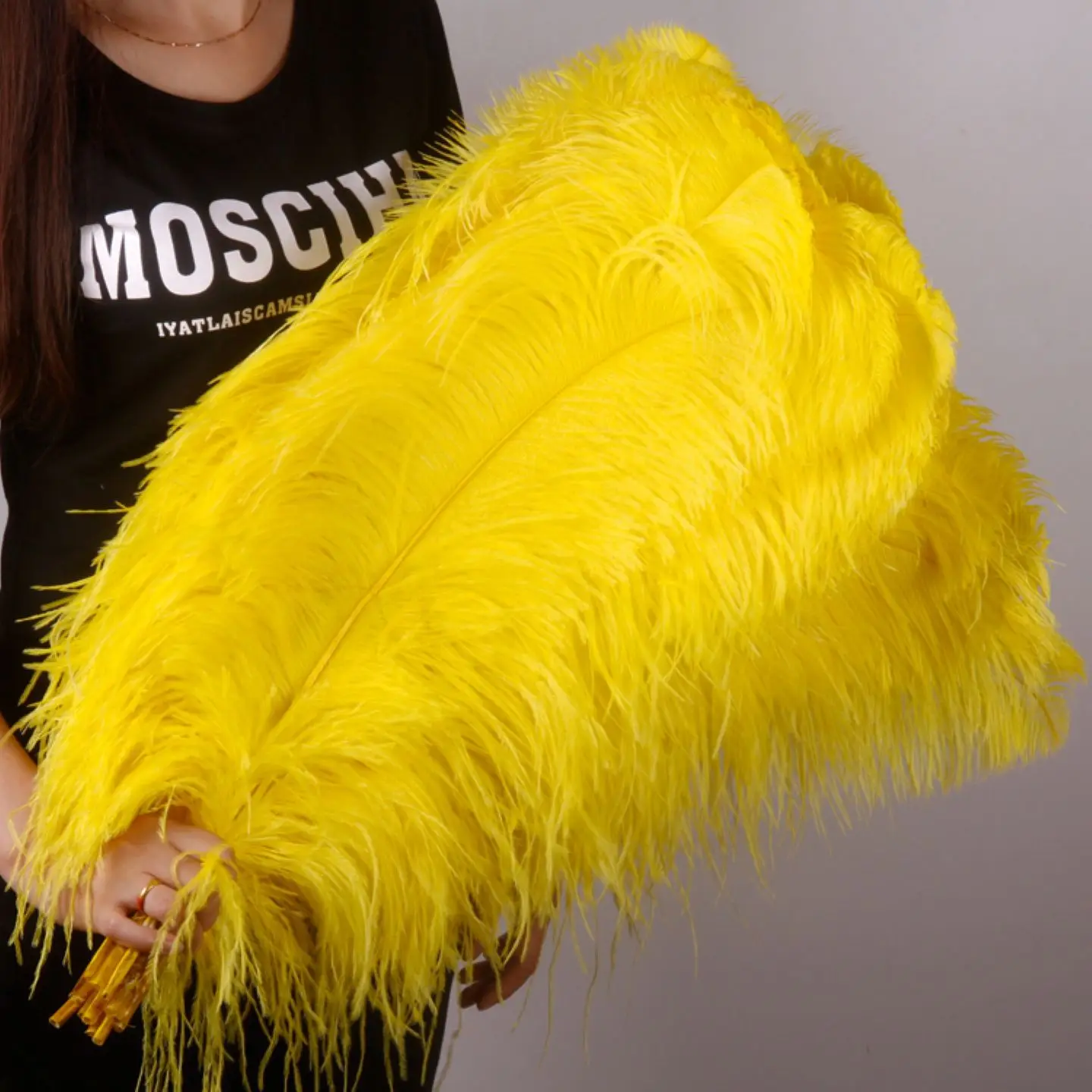 

Natural Yellow Ostrich Feathers 15-75cm Slim Thick Quill Plumes for Carnival Costume Dance Show Party Decoration DIY Supplies
