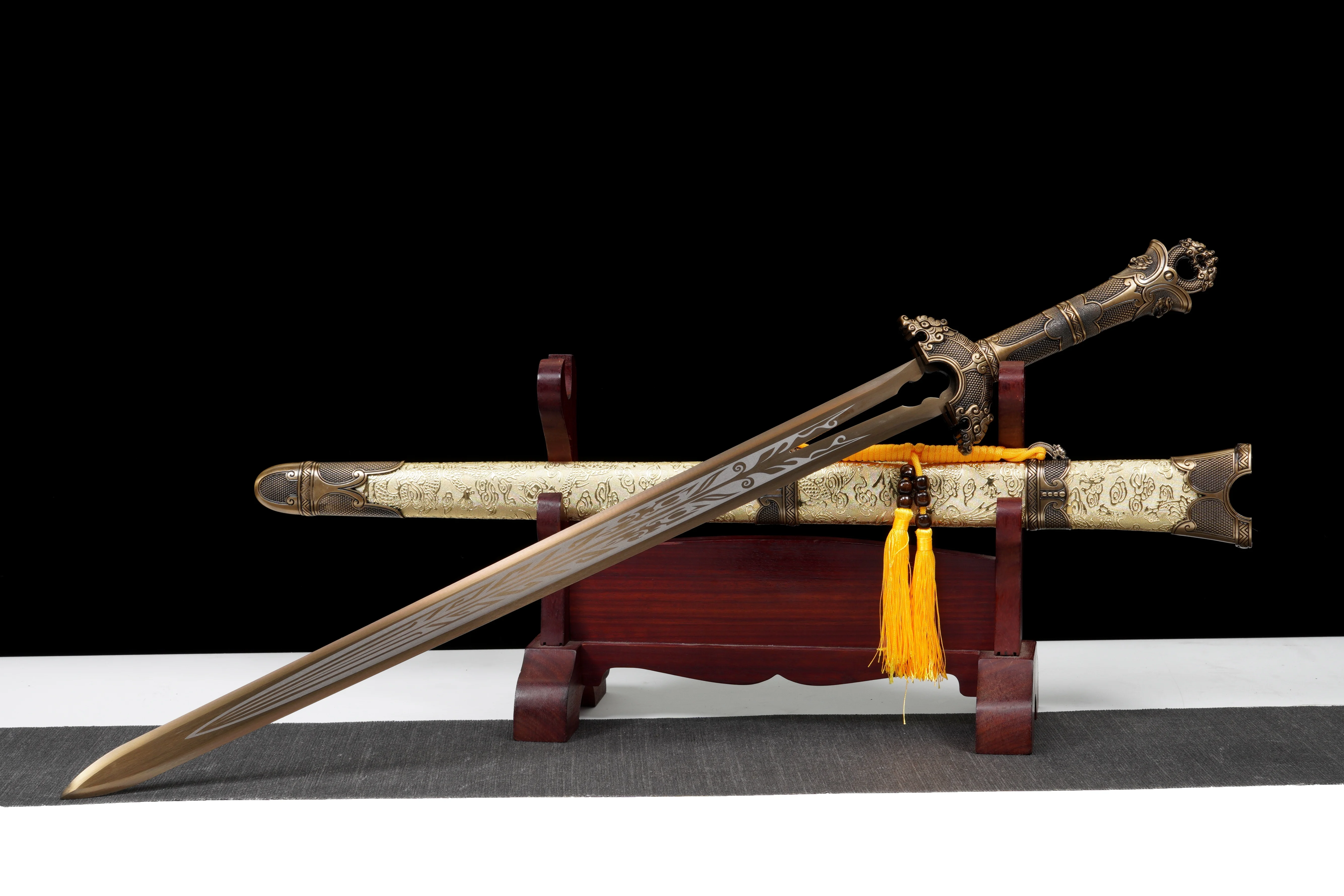 cosplay Chinese samurai sword, real steel gold non-sharp blade katana, perform as a ninja, martial arts enthusiast, collector,