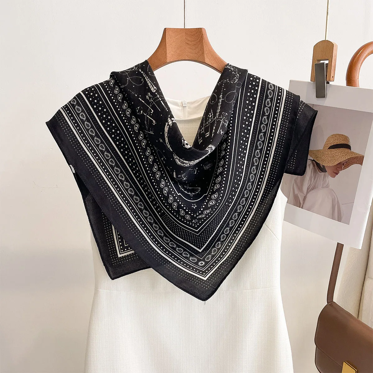 

Модные шарфы-банданы для женщин с цветочным принтом, платок-хиджаб, женская роскошная повязка на голову, мягкие шарфы для шеи, 68 см