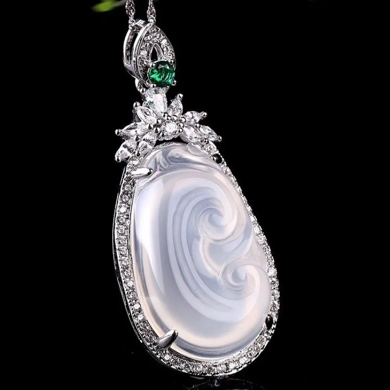 

Новый кулон из натурального высокого ледяного агата, нежный и универсальный модный кулон.