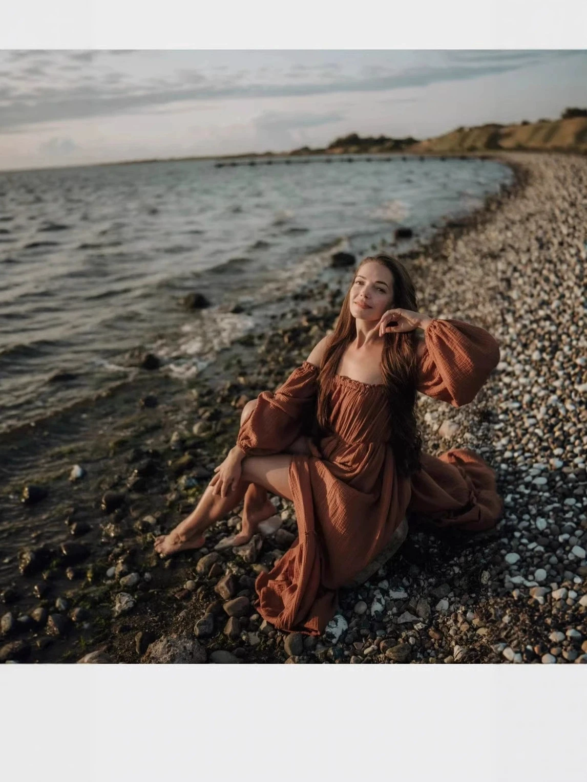 Prom Dresses for Pregnant Girls: The Ultimate Guide to Finding the Perfect  Boho-Style Gown for Your Special Night