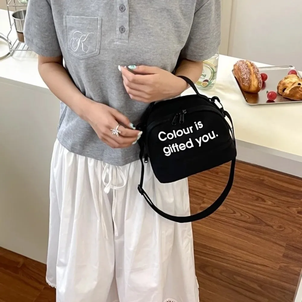 แฟชั่น Letter SHELL กระเป๋าสะพาย Contrast สีมือถือไนลอน Crossbody กระเป๋าน้ําหนักเบาสไตล์เกาหลีกระเป๋าถือผู้หญิงกลางแจ้ง