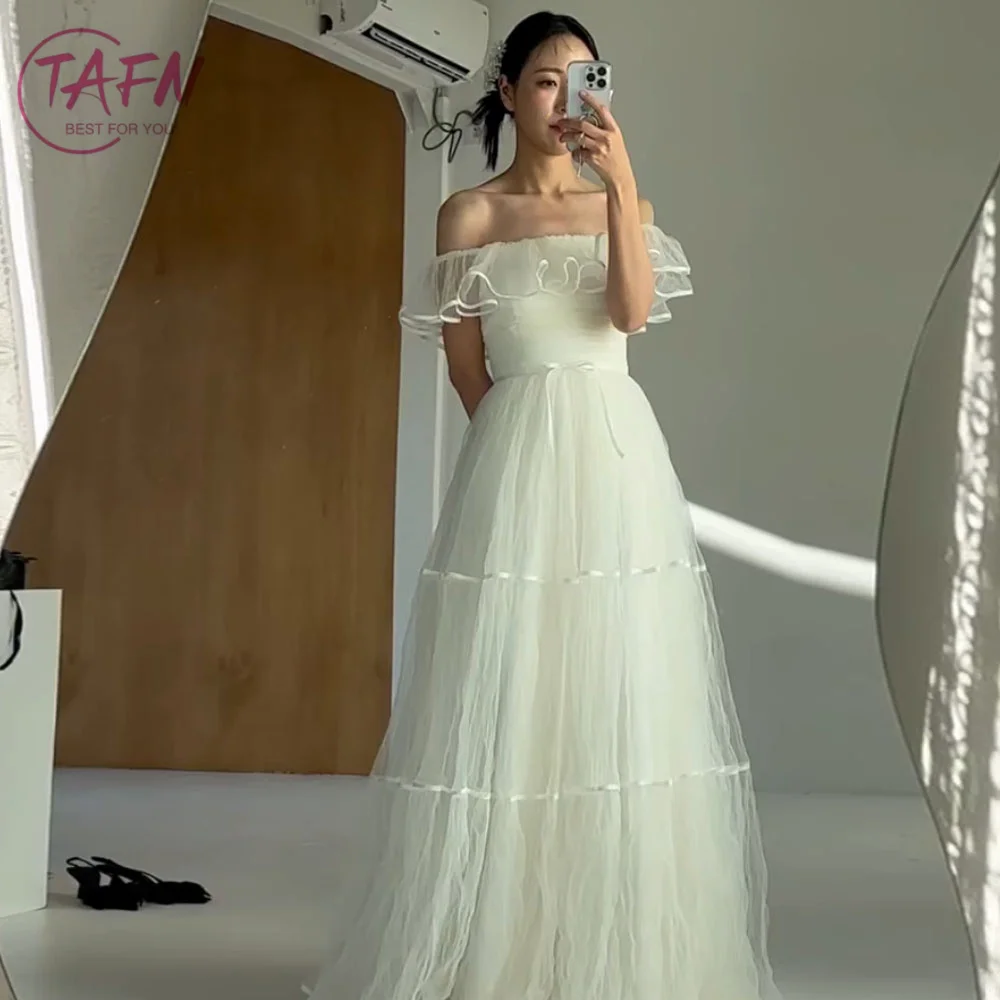 

TAFN Off the Shoulder Ruffle Wedding Dresses Boat Neck A-line Tulle Elegant Bride Gowns Korea Wedding Photo Shoot Dresses