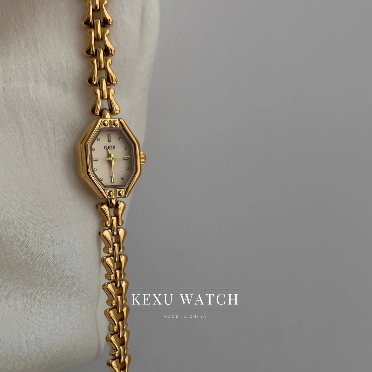 

Часы GEDI Винтажные золотые часы для женщин, элегантные женские часы с шестиугольным циферблатом, элегантные кварцевые наручные часы для женщин