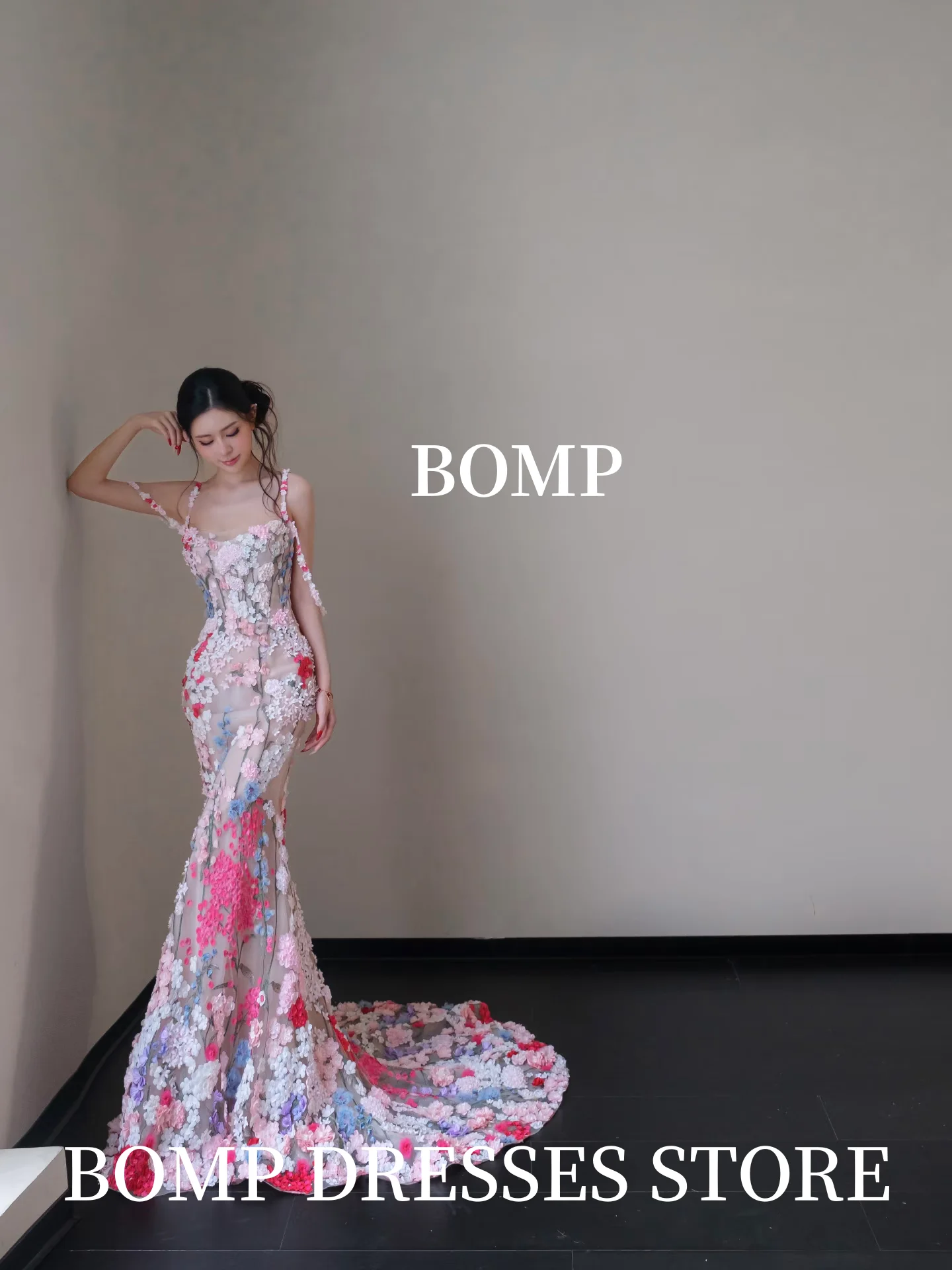 BOMP Abito da sposa principessa con scollo a cuore Bellissimo colore caramella Fiori 3D Corea Servizio fotografico Abito da ricevimento nuziale Personalizzato nnegolare