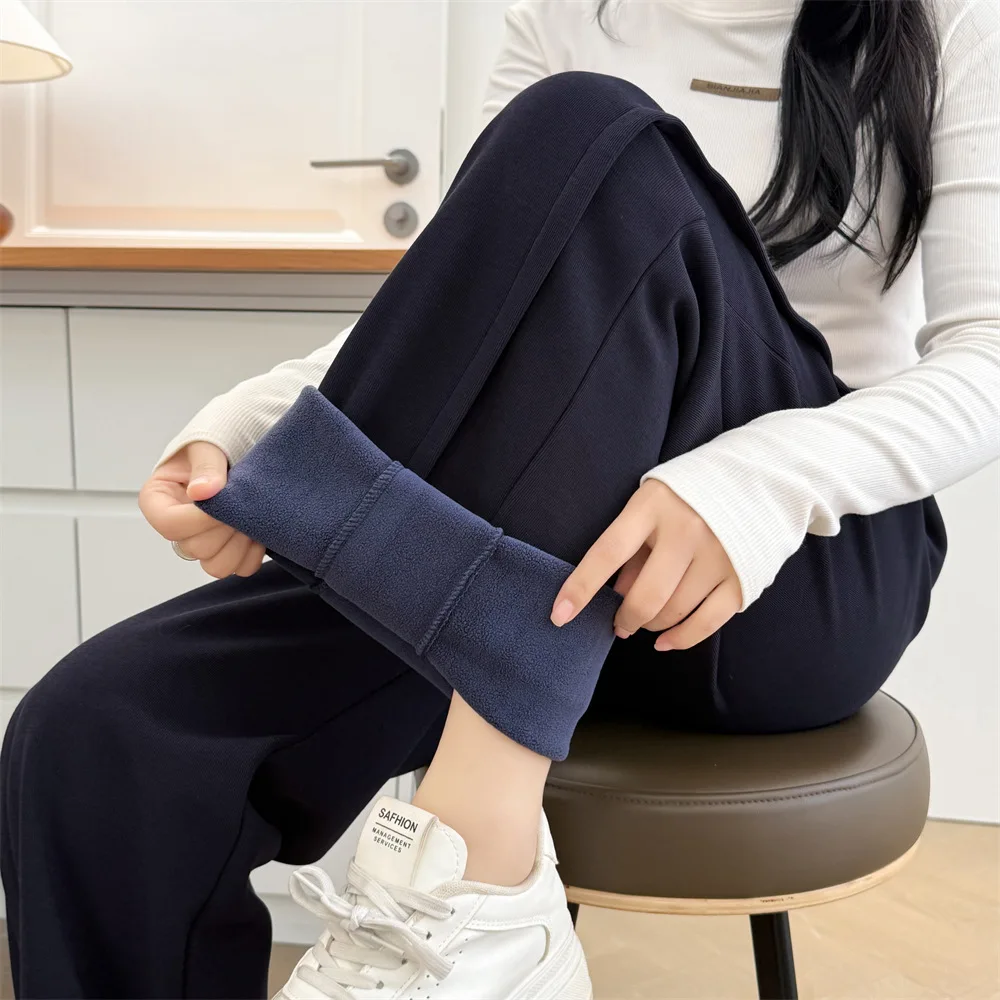 XXXXL mode grande taille femmes jambe droite pantalon automne hiver Simple coupe tridimensionnelle polaire chaud pantalon décontracté 5012