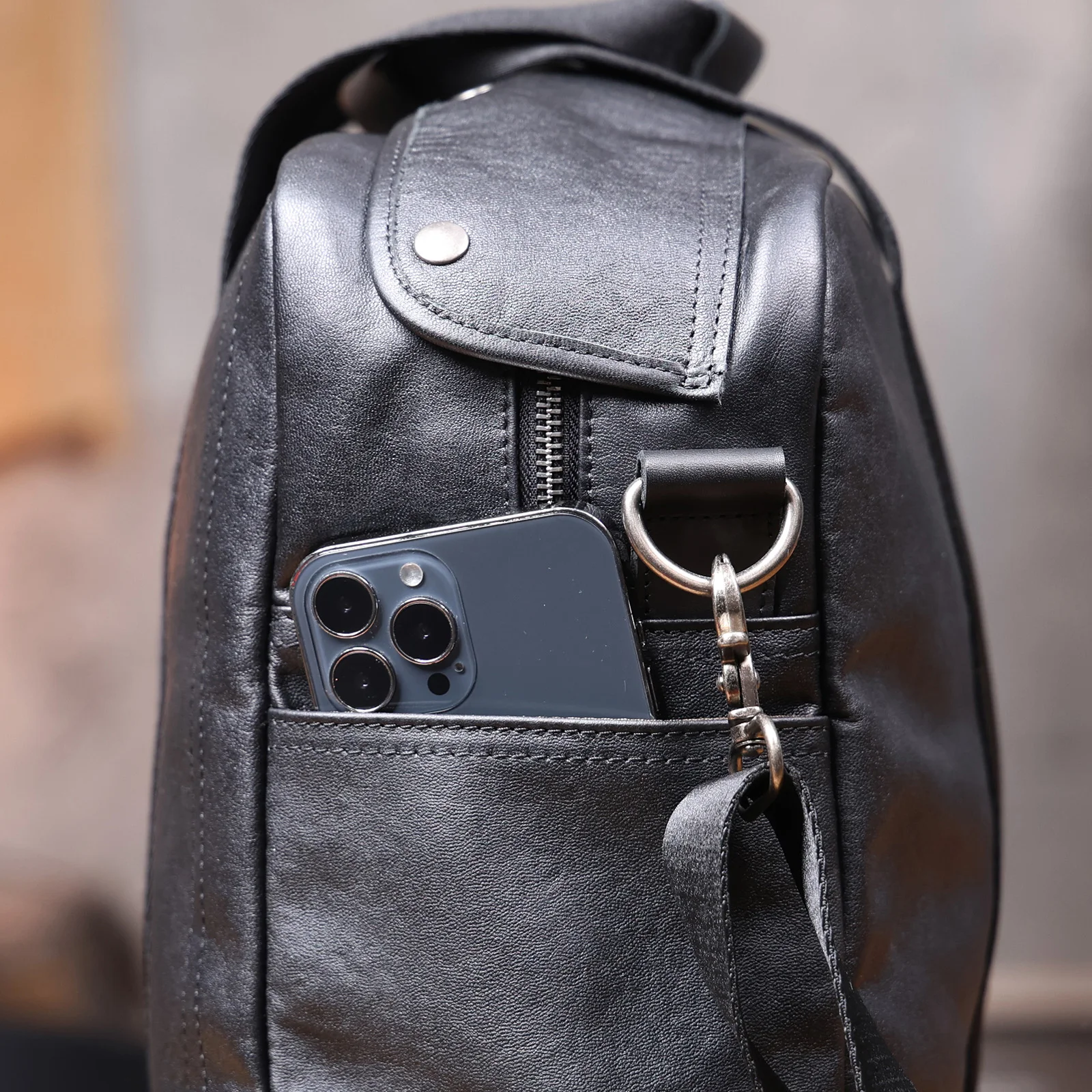S.WORKER Vintage Echtleder Weekender Reisetasche Herren Top-Grain Rindsleder Handtasche Modische Sporttasche Handgepäck – Detail 16