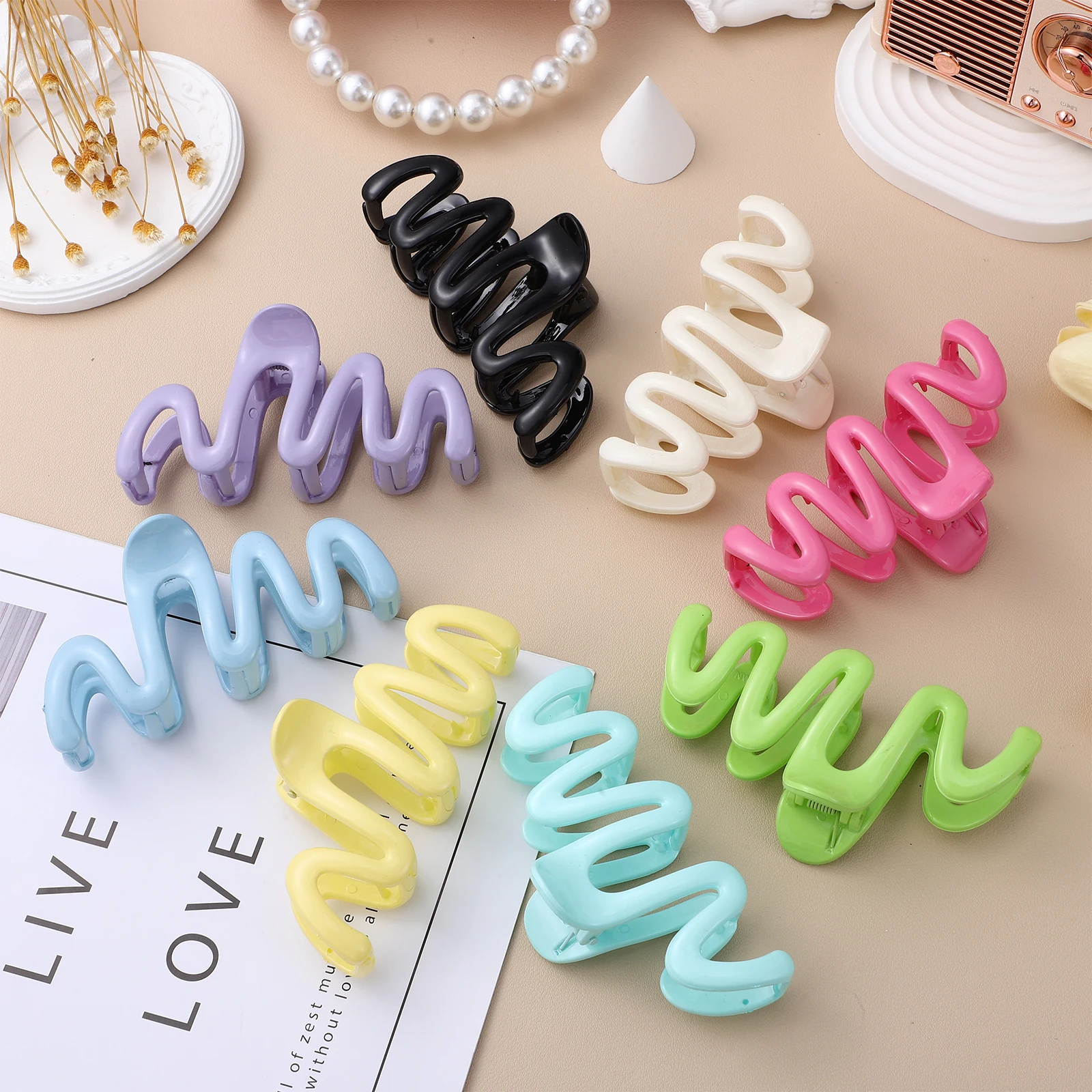 

8 Pcs Colorful Wavy Claw Clips For Women Hair Accessories Jelly Color Stylish Hair Clips For Thick Hair
