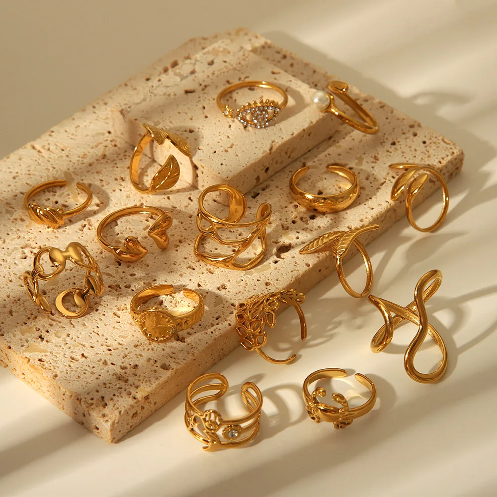خواتم ذهبية اللون من الفولاذ المقاوم للصدأ قابلة للفتح للنساء إكسسوار على شكل شخصية ساحرة