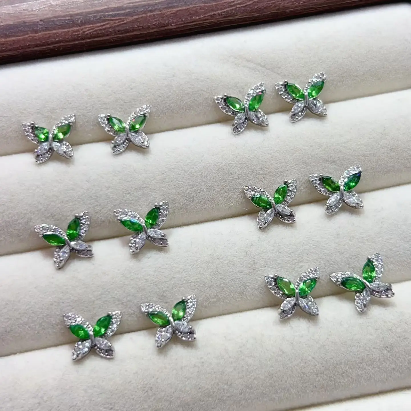 Certificate 925 Pure Silver Natural Tsavorite Butterfly Ear Stud Lucky Blessing Real Semi-precious Gemstone Fine Earring Jewelry