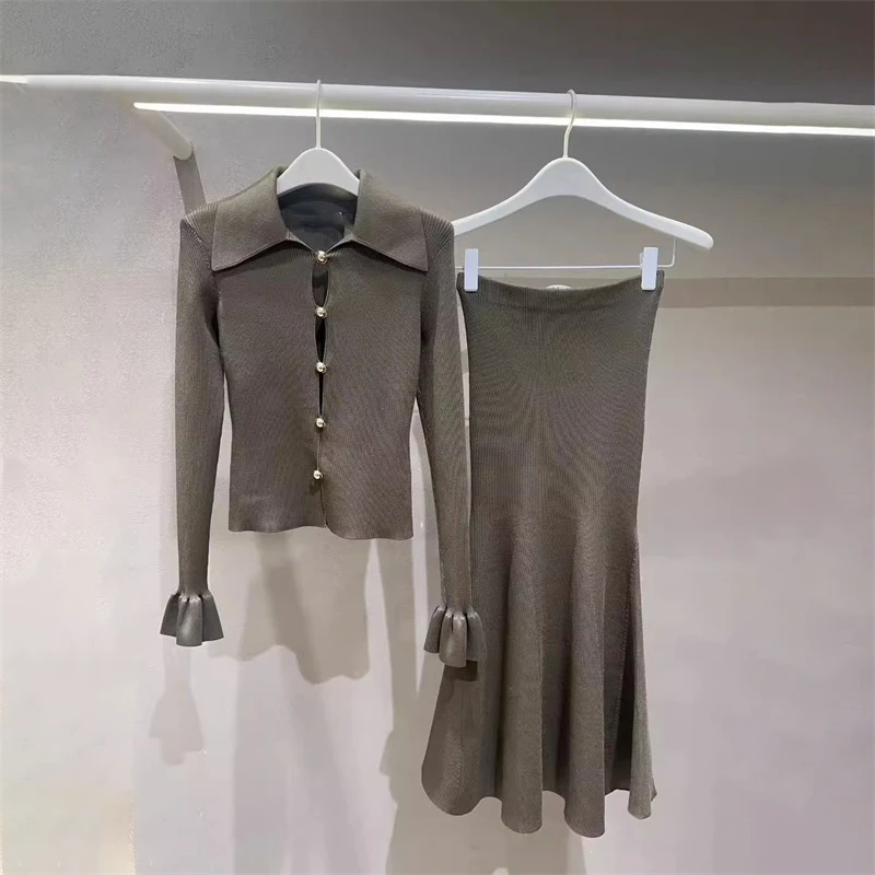 New Spring Style Sexy Flared SleeveKnit Top with Hollow-OutDesign, High-Quality Fishtail Skirt Long Two-Piece Suit for Commuters
