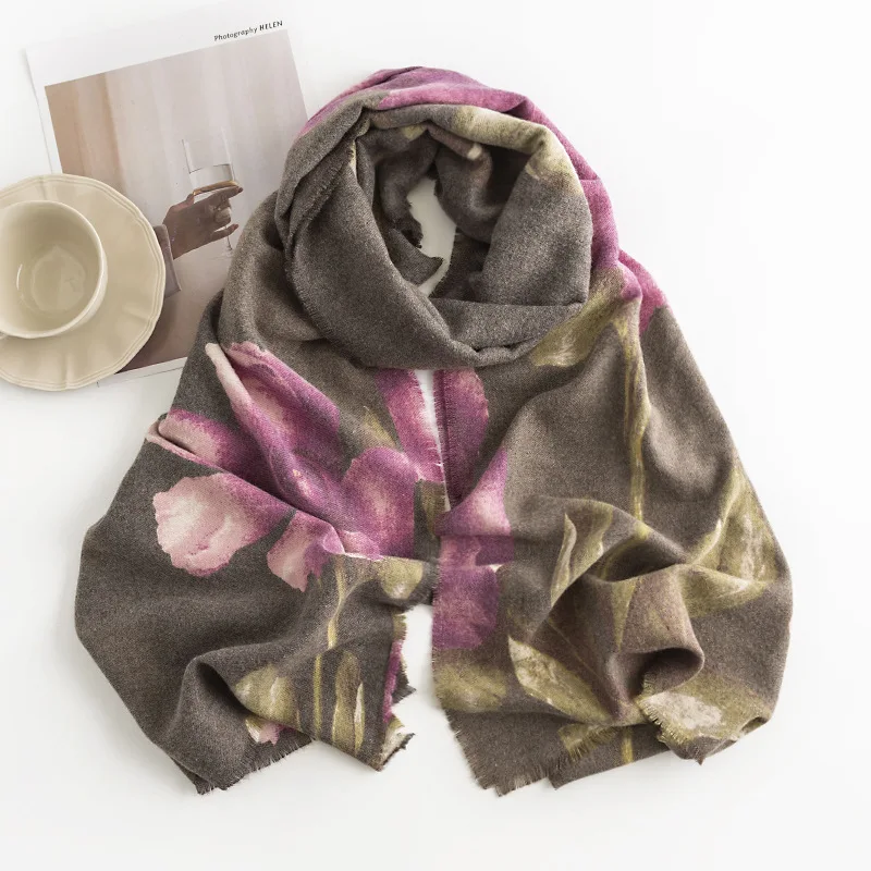 New Autumn and Winter Atmosphere Hibiscus Print Short Flow Imitation Cashmere Shawl Women's Light Luxury Warm Commuting Scarf