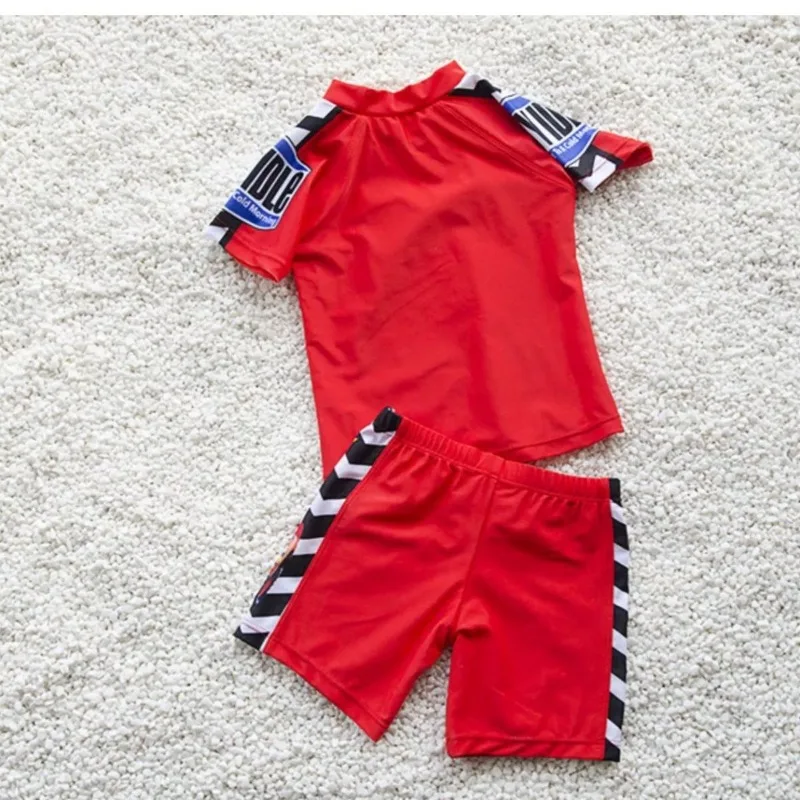 Disney New Boys Swimsuit Split Cartoon Cute Lightning McQueen Pattern Boys Swimsuit Quick-Drying Swimsuit Set Gift Wholesale