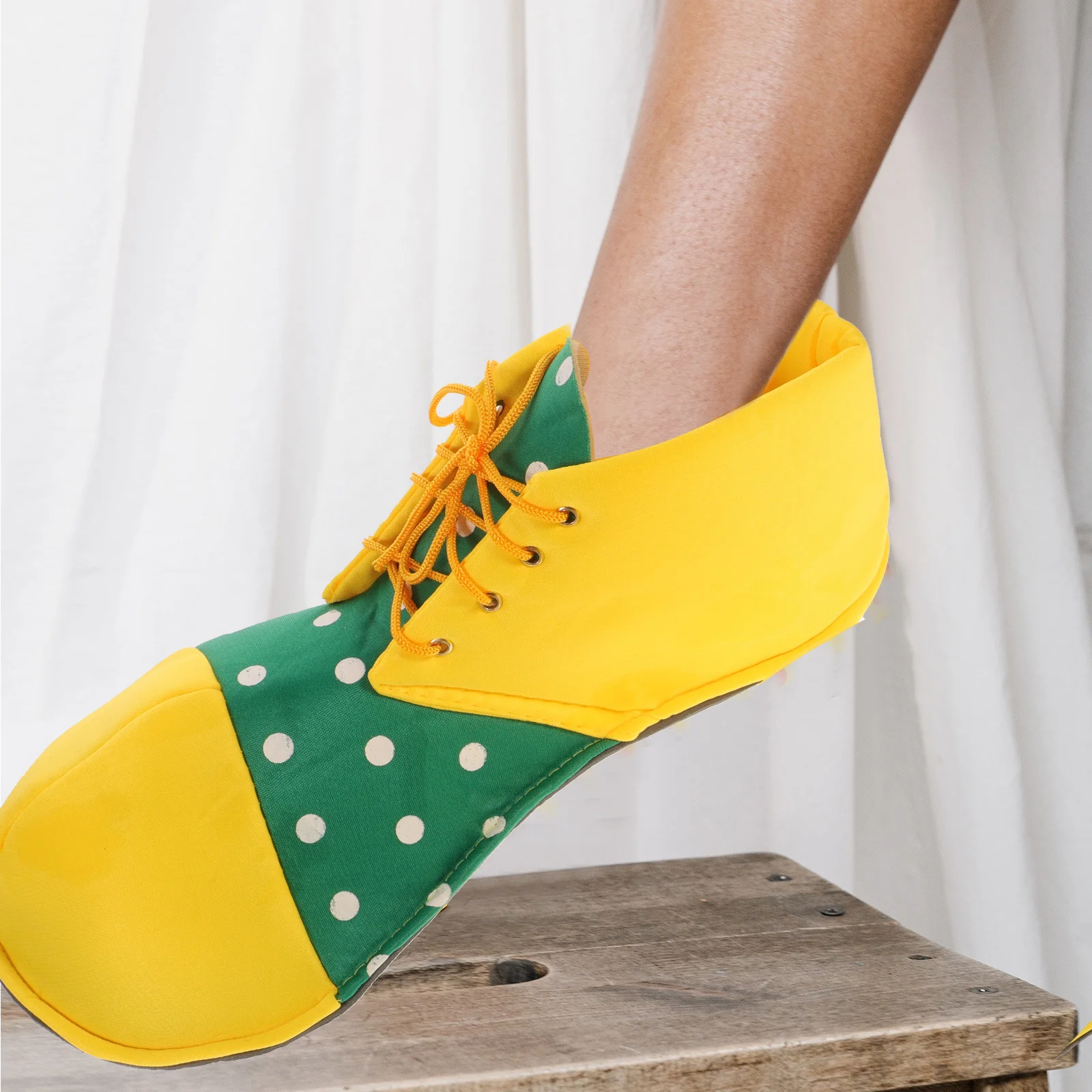 أحذية المهرج اللامعة كبيرة الحجم مصنوعة من القماش مع ربطات عنق قابلة للتعديل تناسب أزياء الحفلات القابلة لإعادة الاستخدام، مثالية للاستخدام للحفلات التنكرية #4