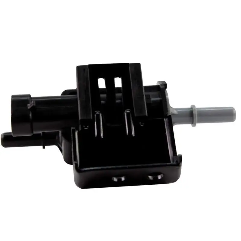 EVAP Emisson 蒸気キャニスターパージバルブソレノイド 12597567 GM シボレー GMC ビュイック用