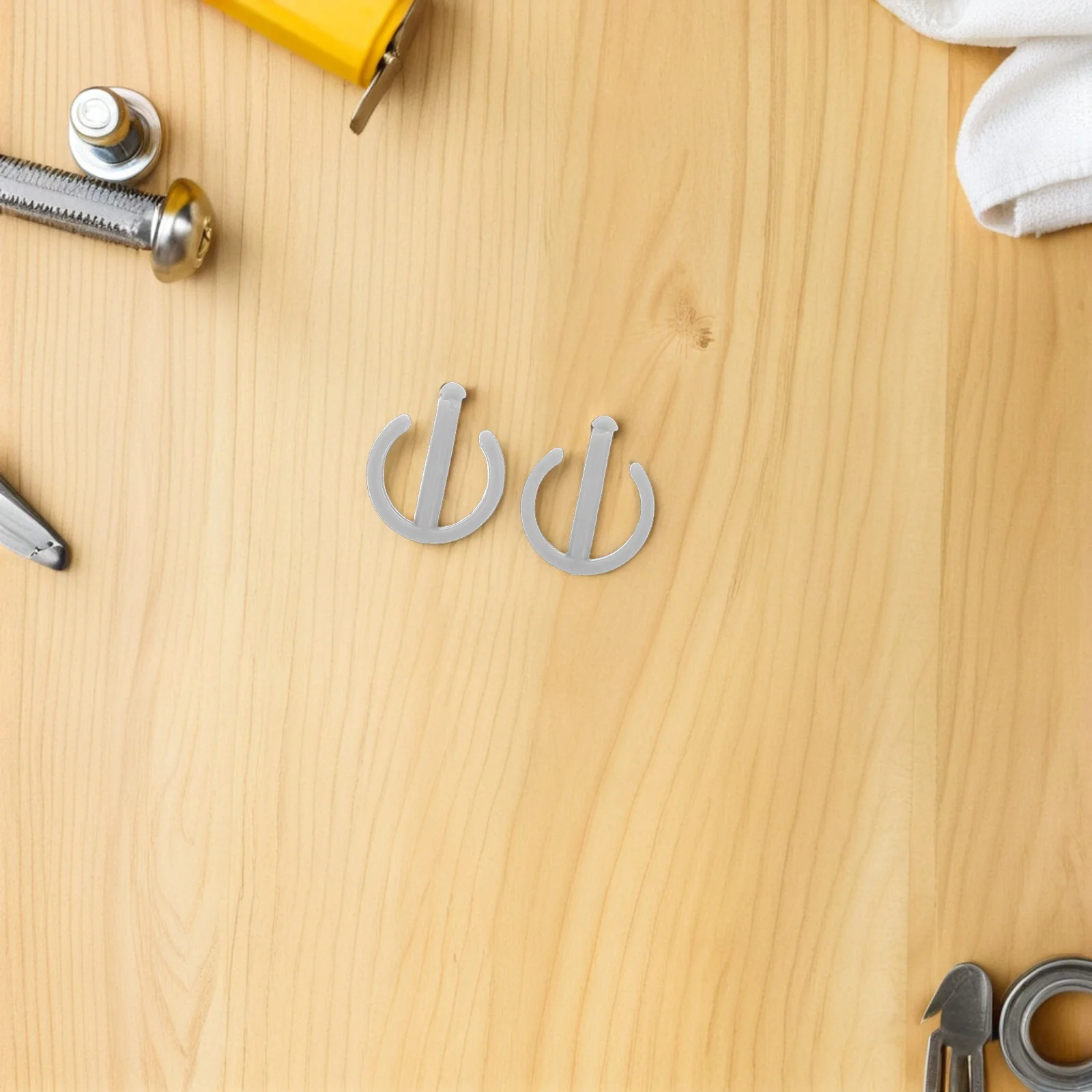 4Pcs Swing Rail Stabilizer Buckle Non Slip Plastic Grip Secure Fastener Replacement Parts for Swing Set Slide Safety Attachment