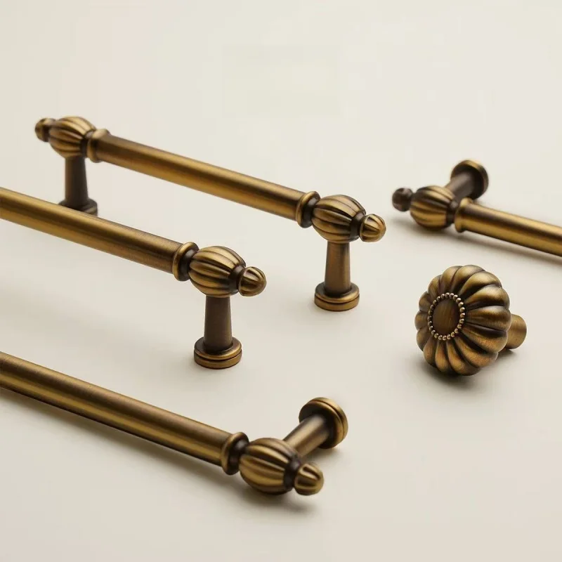 French-style Vintage Brass Handles for Wardrobe Doors, Drawers, Cabinets, Shoe Cabinets, and Furniture in Antique Bronze Color;