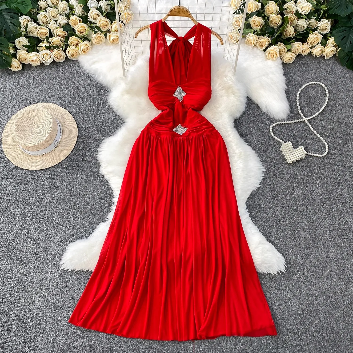 

Red Halter Sheath Dress Women Sleeveless Summer Vacation Party Clothing Lady Streetwear Chic Vestidos Bodycon