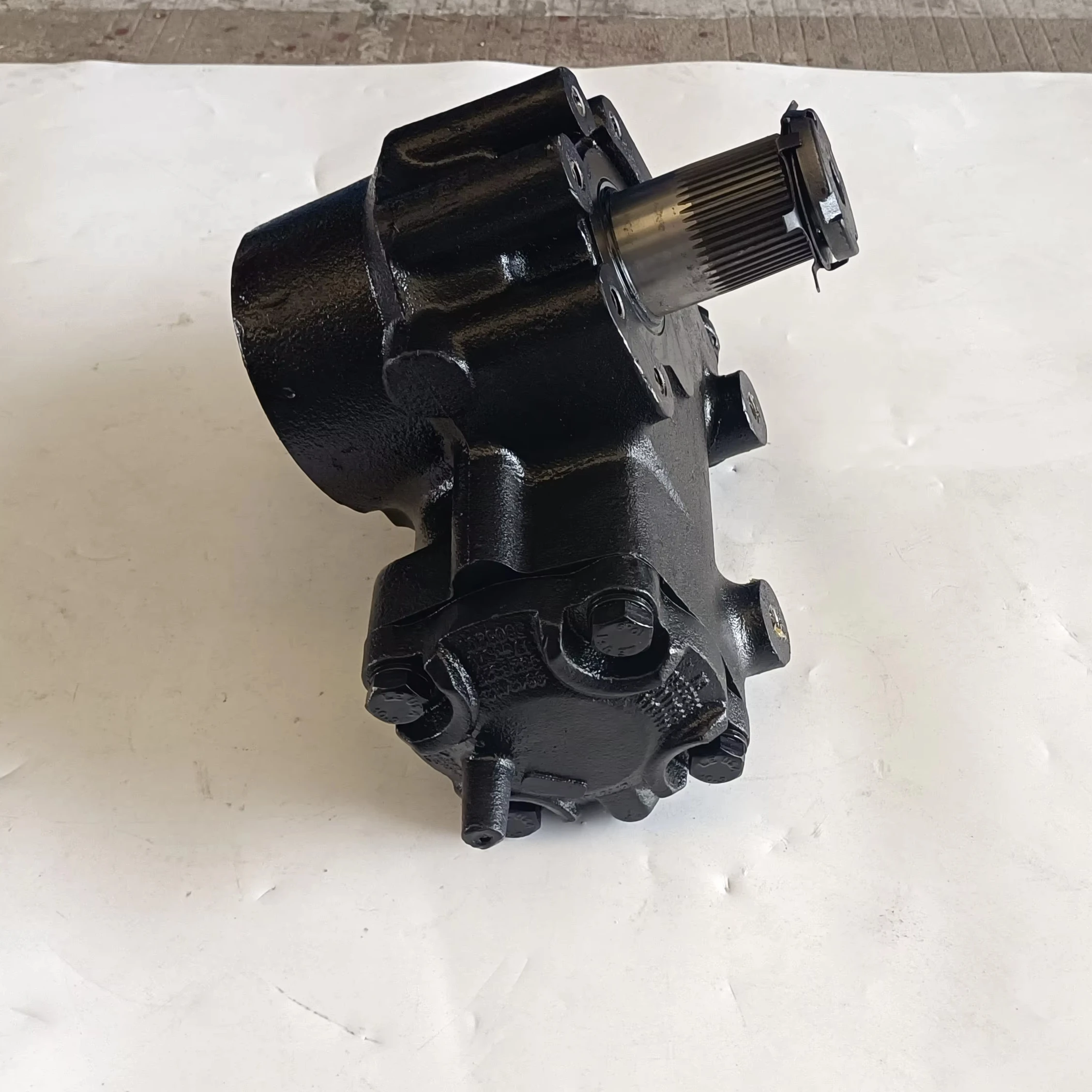 

China Coach Steering Pump Golden Dragon Bus Steering Box King Long Bus Power Steering Gearbox