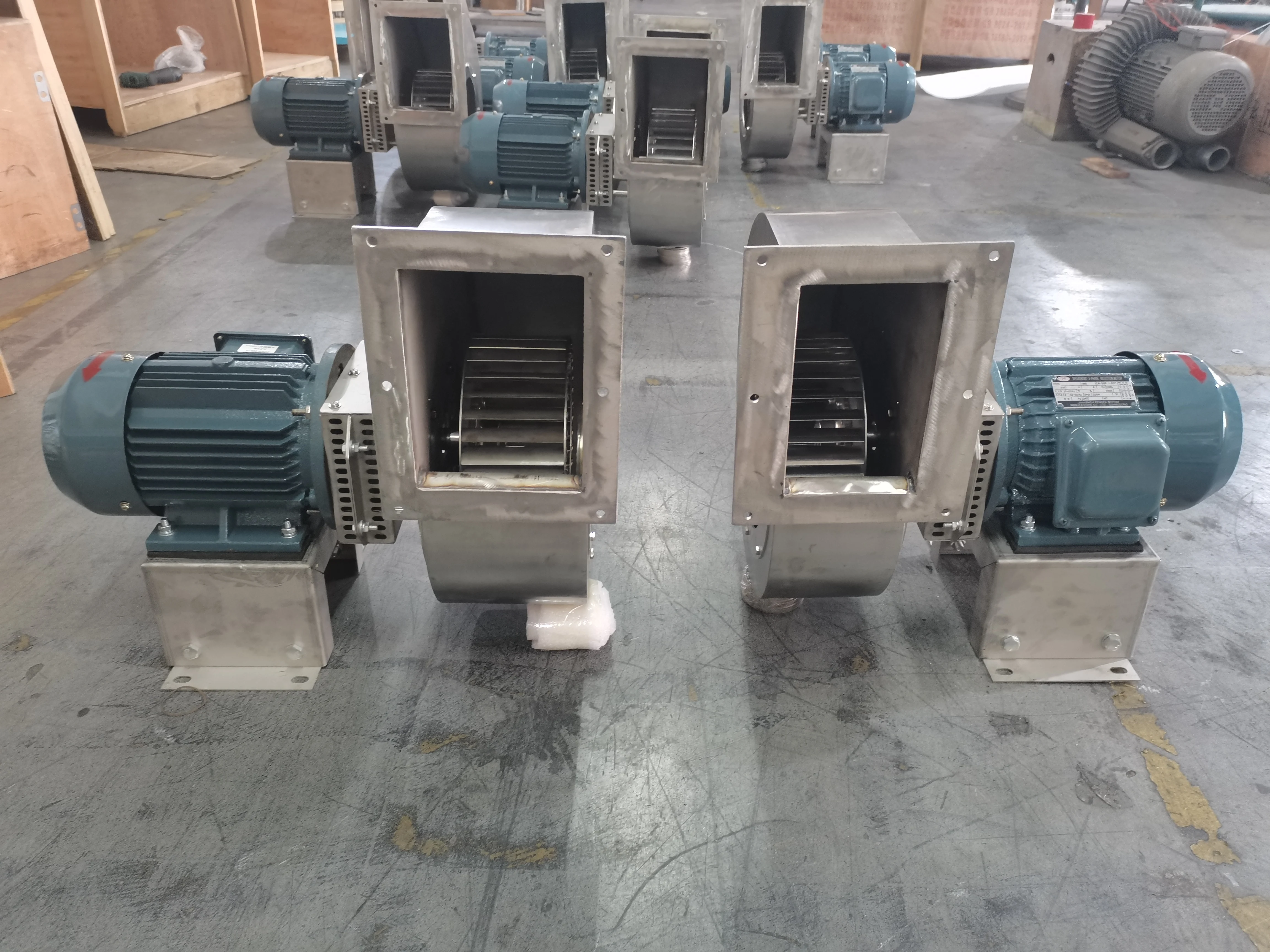 High Temperature Resistant Centrifugal Ventilation Fan Air Inlet at 230 Degrees Celsius 230V-380V 180-3KW EC Cooling Fan