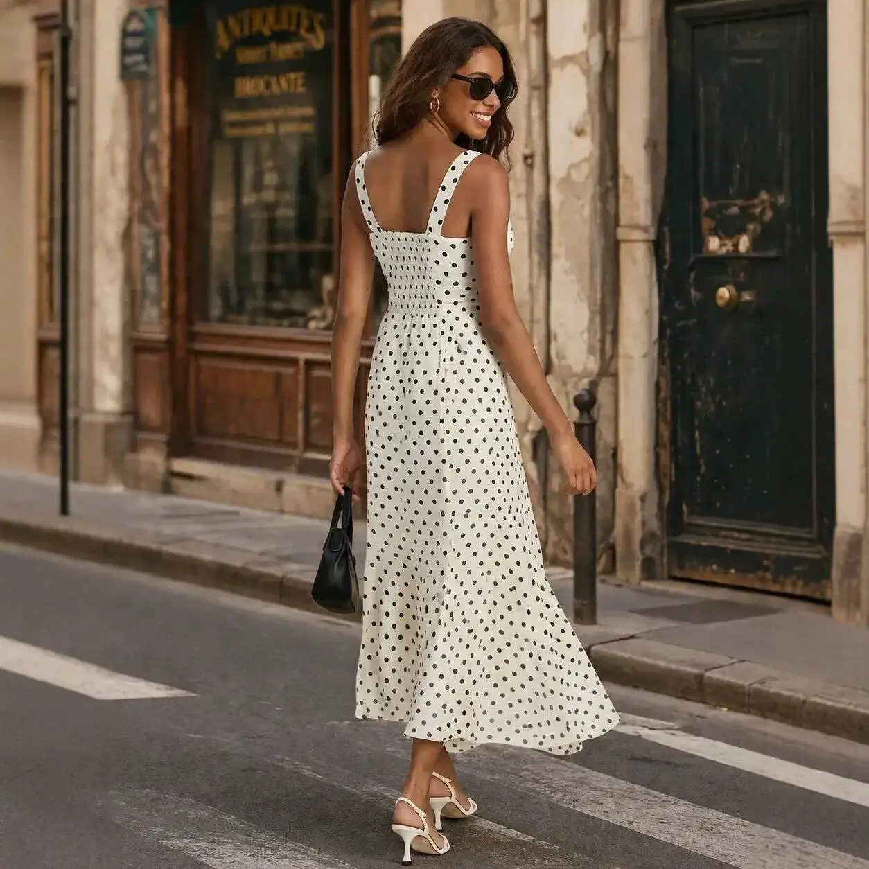 Vestido Feminino de Alça com Botões e Poás, Nova Coleção Verão 2026, Moda Sensual e Sofisticada
