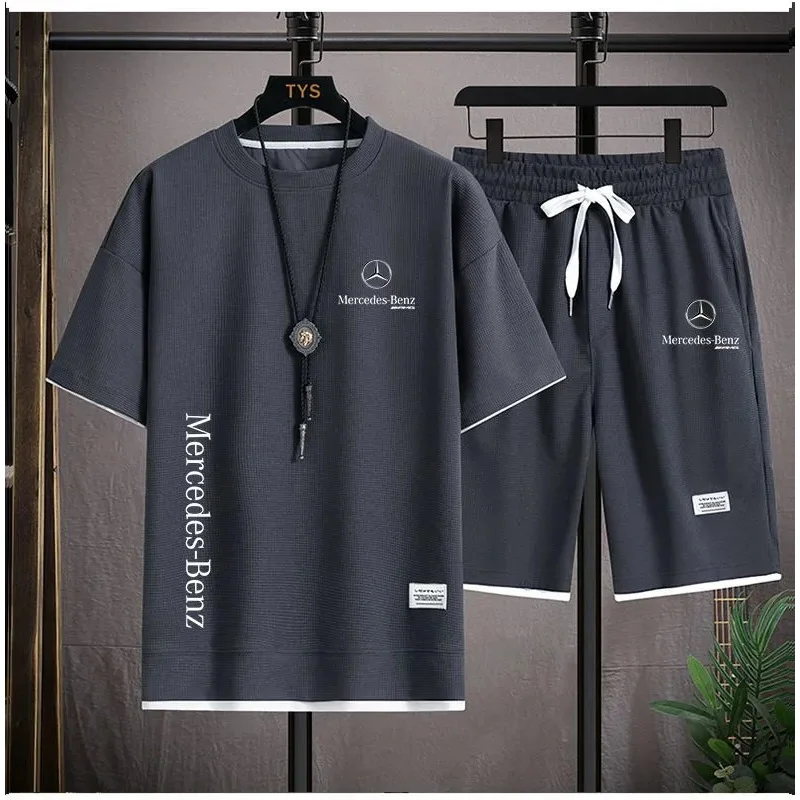 

Mercedes-Benz sports suit