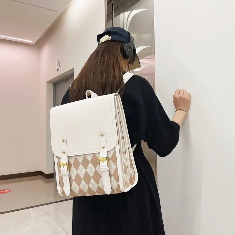 Fast Drop Shipping Girl Backpack Bag Retro Versatile Large Capacity Student School Bag Computer Bag Korea Style Wholesale