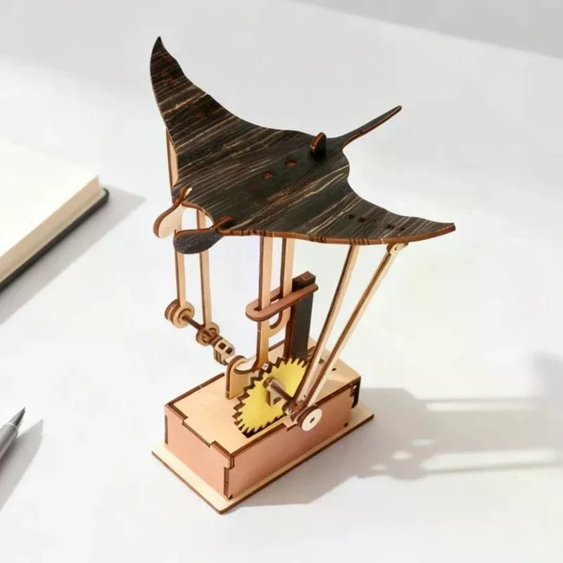 

Wooden Electric Manta Ray Ornament Automaton With Lifelike Swimming Motion Ocean Decor For Desk Tabletop Home Gift