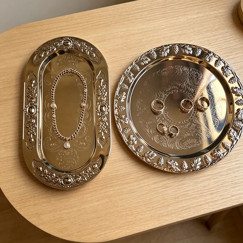 European Style Iron Jewelry Tray Decorative Tray for Dessert Fruit Appetizer Snack Server Home Decorative Tray