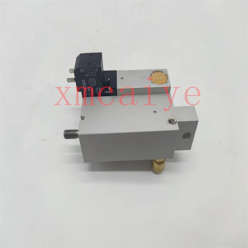 F4.335.056/04 Pneumatic Cylinder Ink Roll Clutch Solenoid Valve For XL105 CD102 SM102 Offset Printing Parts F4.335.056