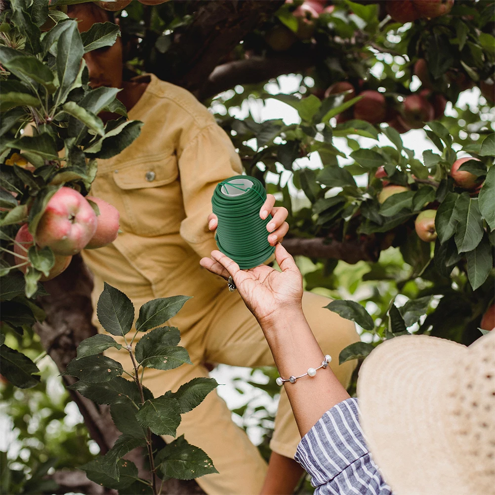 

2 Rolls Garden Plant Ties Multifunctional Flexible Binding Cable Ties for Vines Shrubs Flowers Durable Reusable Gardening Straps