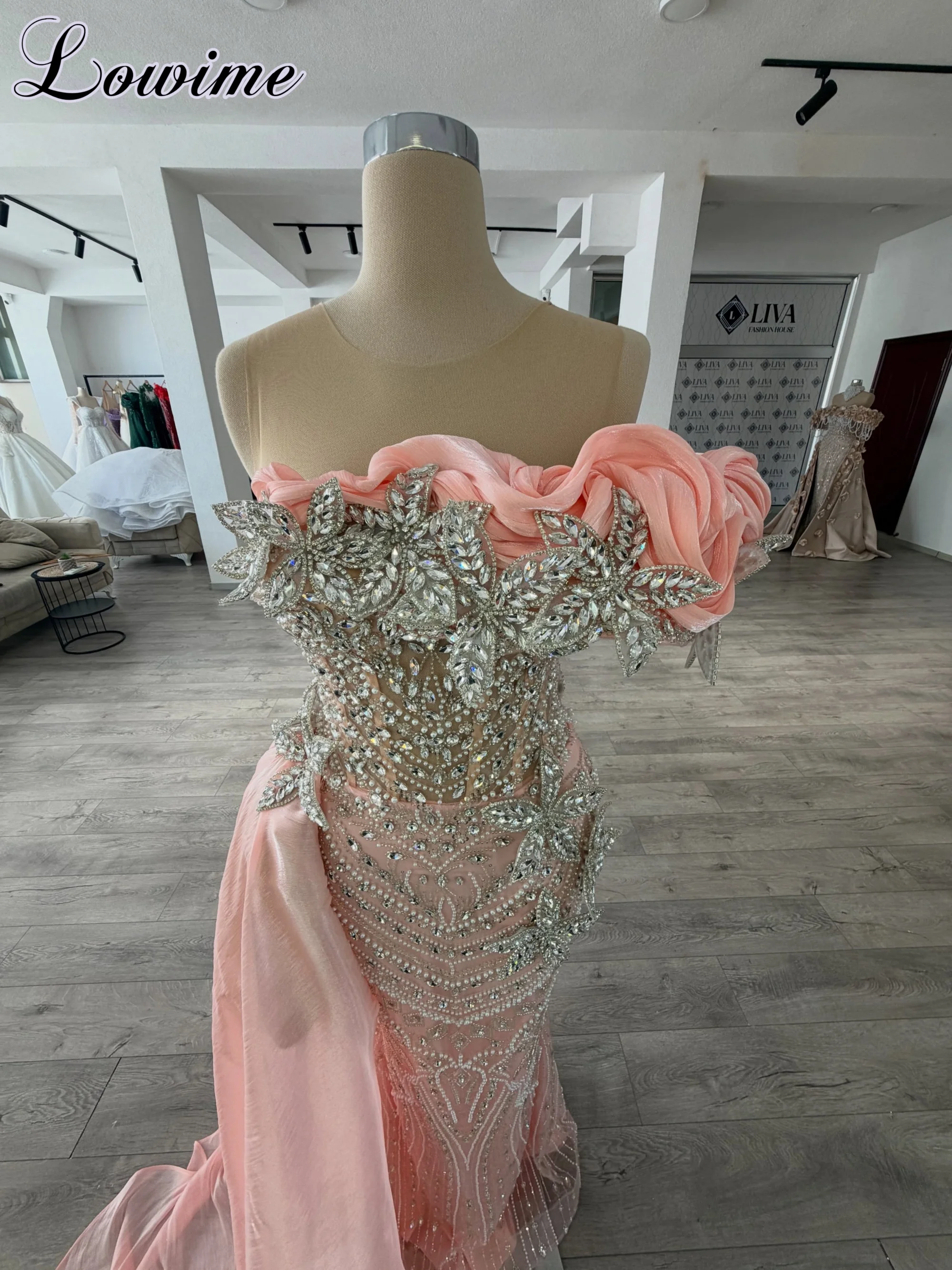 2027 New Coral Red Cocktail Dresses Stunning Crystals Women's Prom Dresses Mermaid Evening Gowns Vestidos De Cóctel Customized