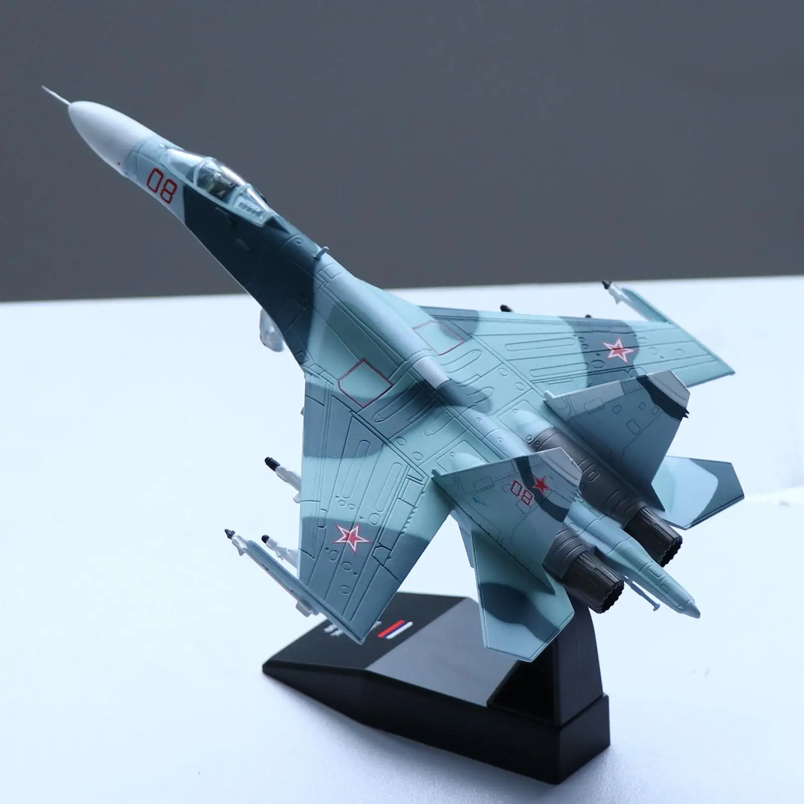 1/100 skala wojskowy SU-27 Flanker 1987, rosyjski ciężki myśliwiec, odlewany metalowy model samolotu, zabawka do kolekcji