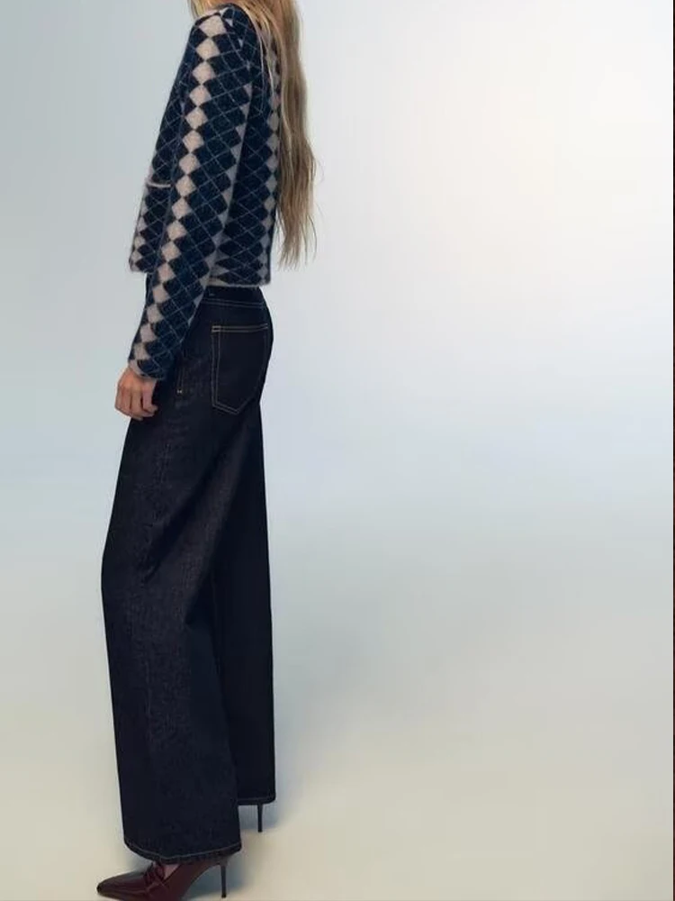Autumn and winter new sweet fashion diamond pattern jacquard round neck long sleeve knitted cardigan for women