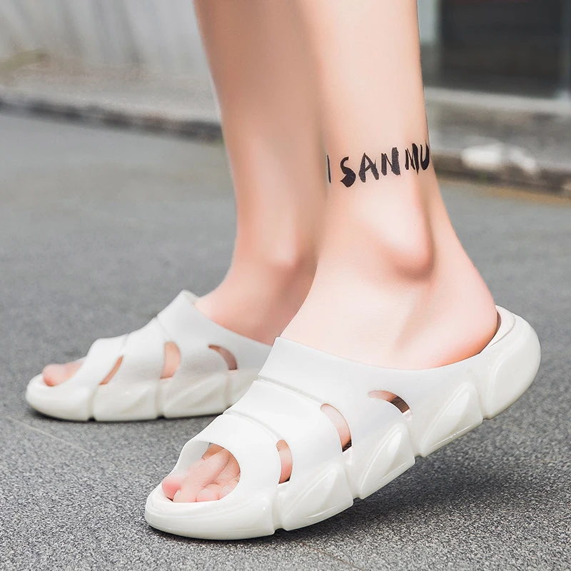 

Comfort Plus Size Cowhide Slides Soft Sole Breathable Non Slip Wear Resistant Casual Beach Outdoor Daily Walking